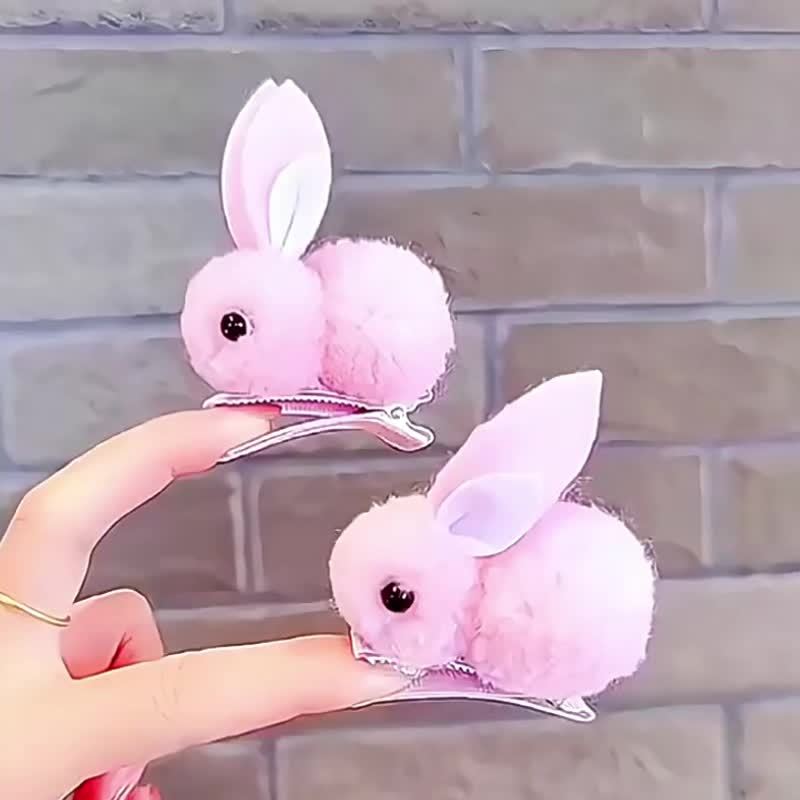 Fluffy Easter Bunny Hair Clips – Cute Plush Rabbit Design