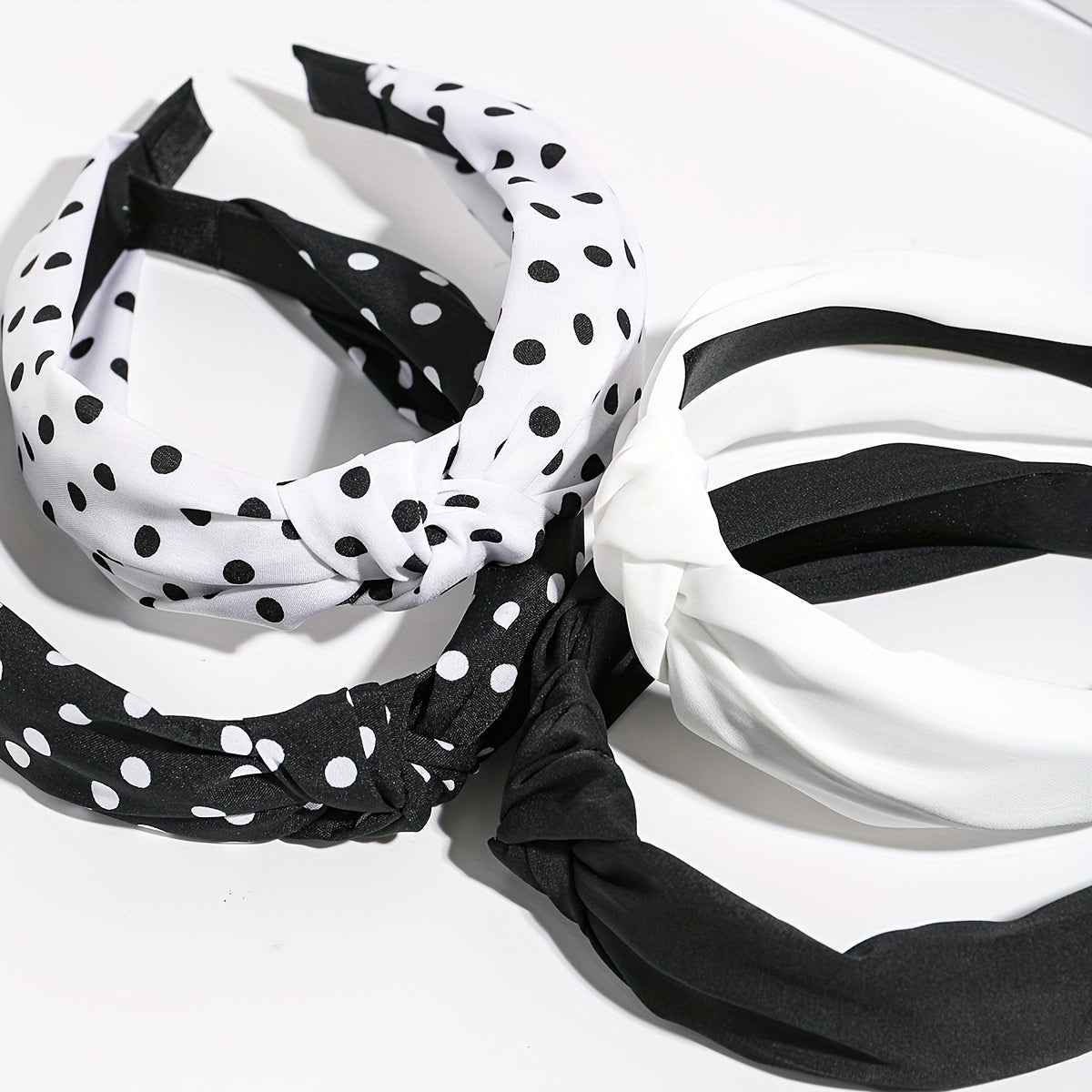 Women’s Fabric Knot Headbands - Timeless B&W Styles for Everyday Glam
