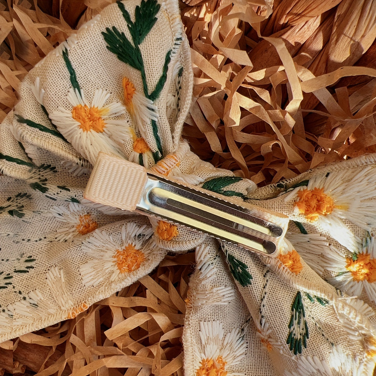 Floral Embroidered Daisy & Eucalyptus Large Bow Hair Clip